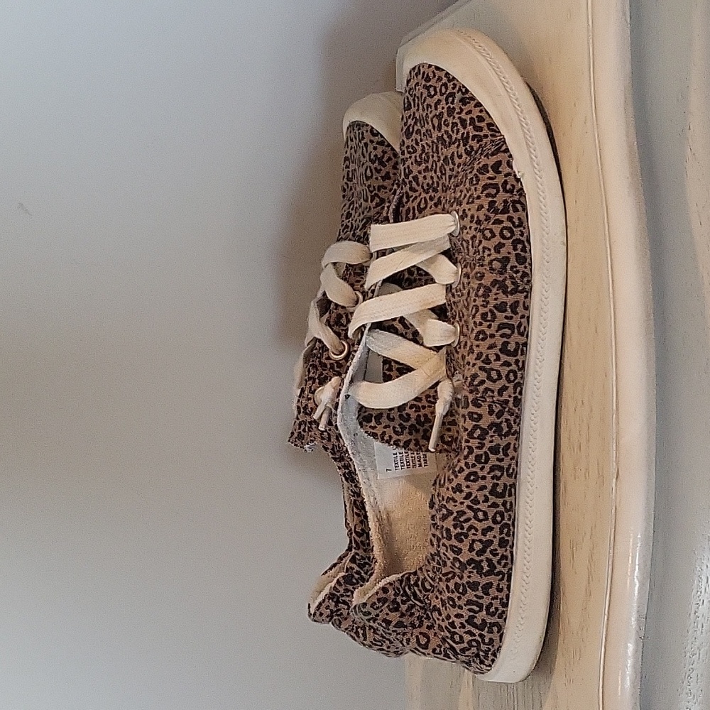 Leopard print sneakers